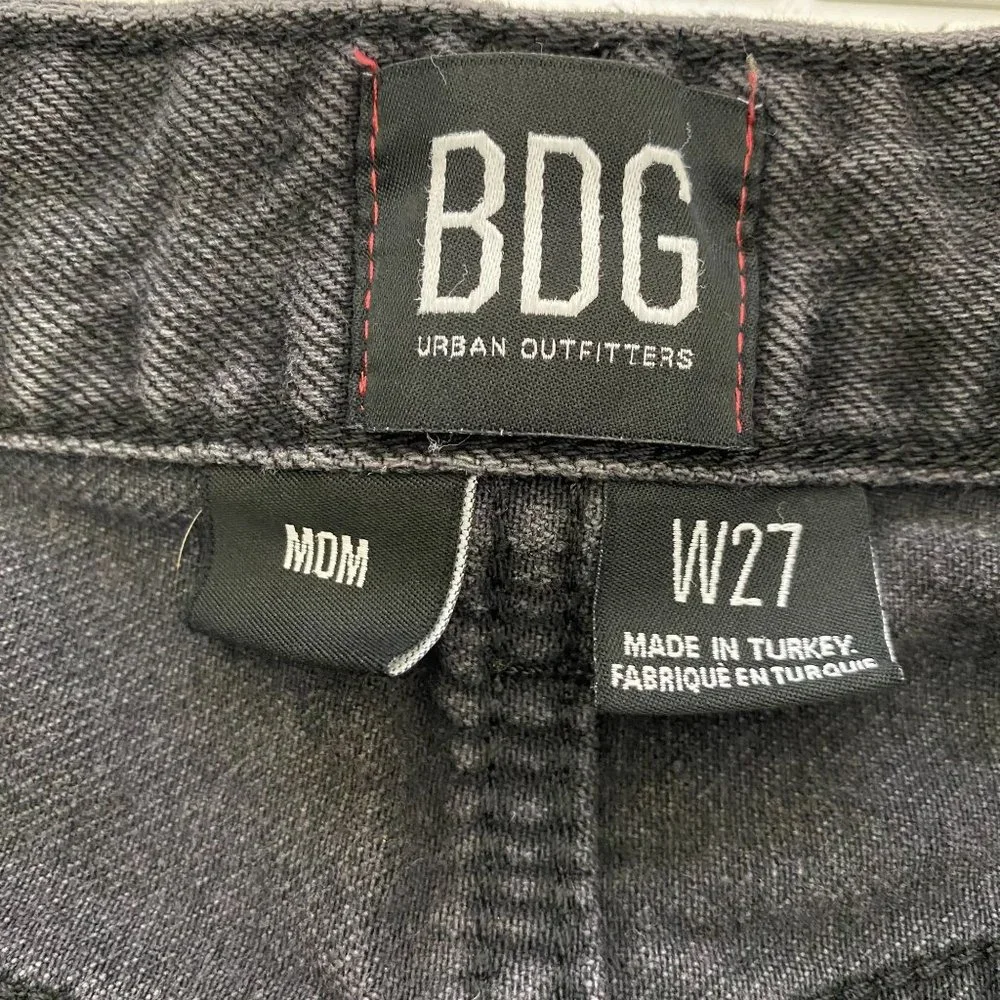 BDG Mom jeans size W27 Black ankle‎ raw hem edge cotton straight leg